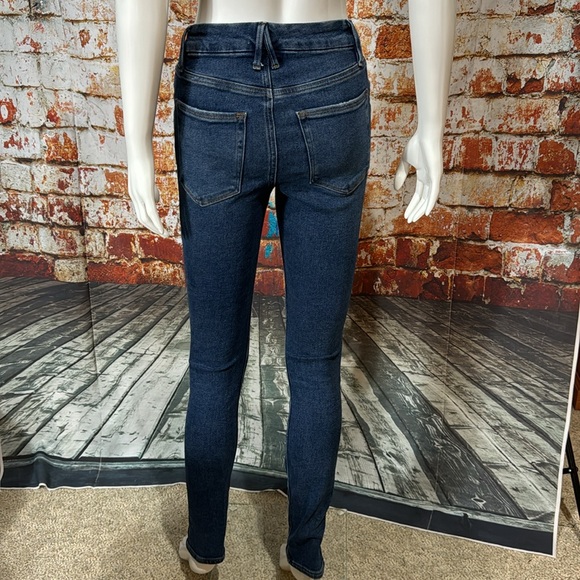 Good American Good Legs | Twisted Slit - Picture 7 of 9